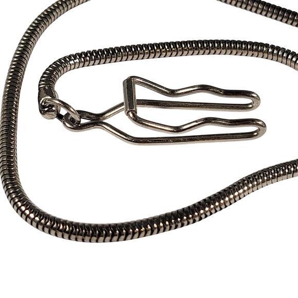 Vintage Wildlife Pocket Watch with Deer Art Design, 14" Chain, Silver-Tone Works - Picture 7 of 14